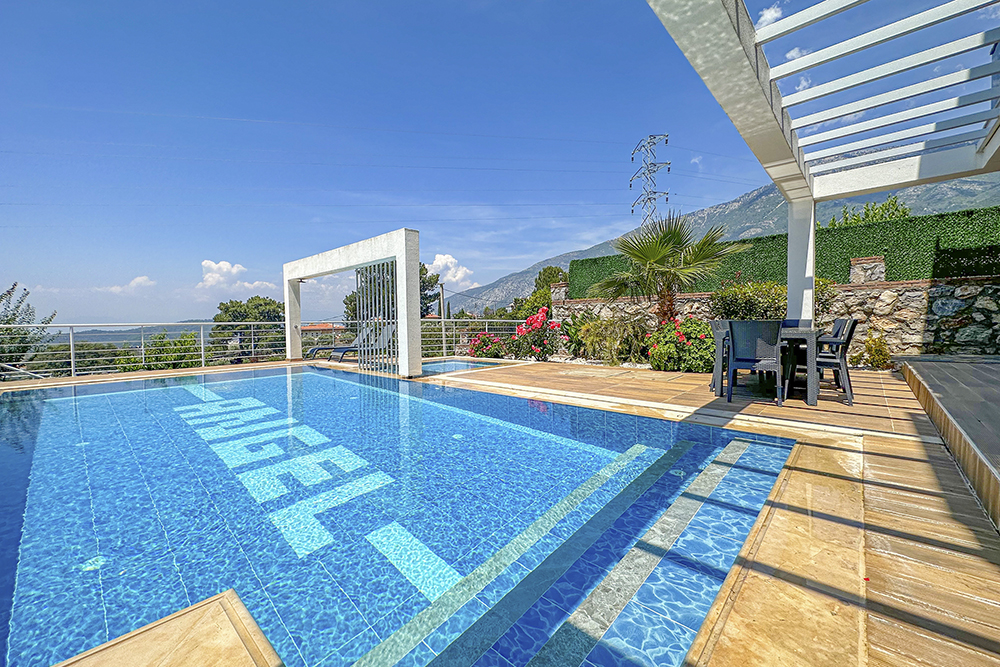 Villa Alya Pool